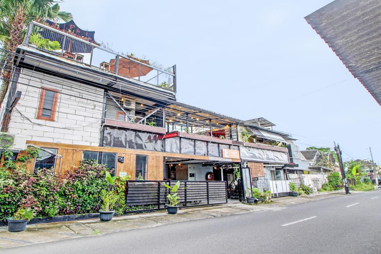 Oyo 92256 Sentosa Residence 요그야카르타 외부 사진